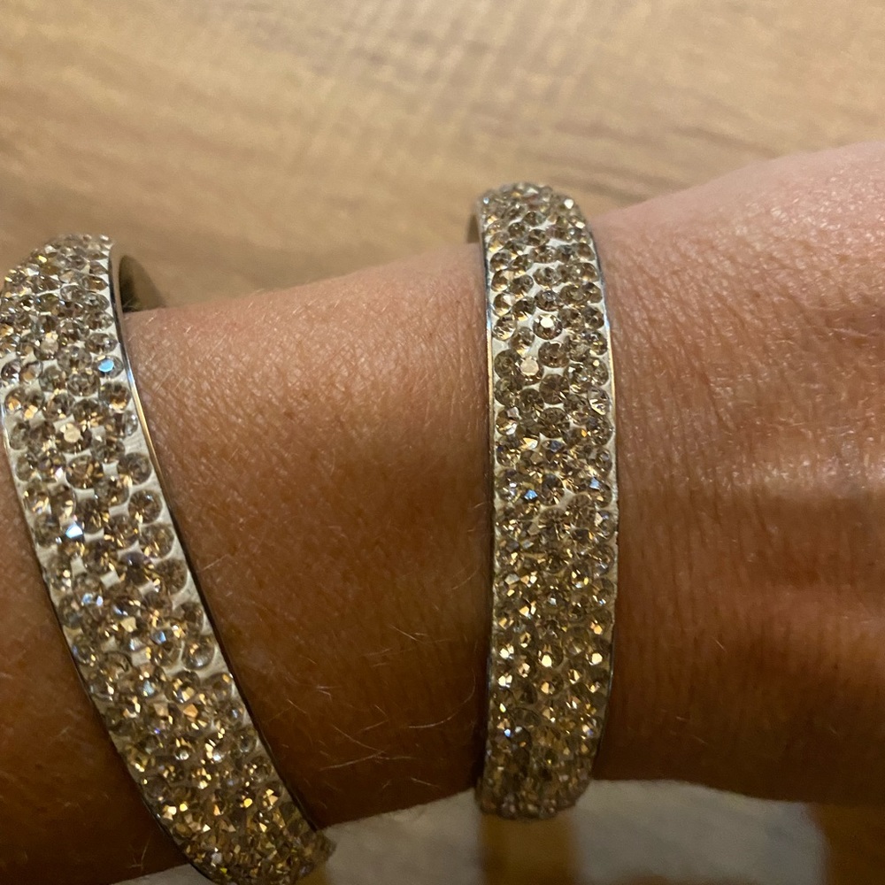 TWO Nice Quality Bracelets - Picture 6 of 6